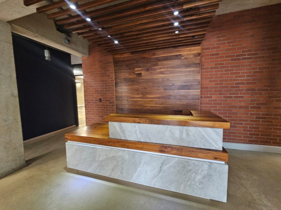 To Let commercial Property for Rent in Beacon Bay North Eastern Cape